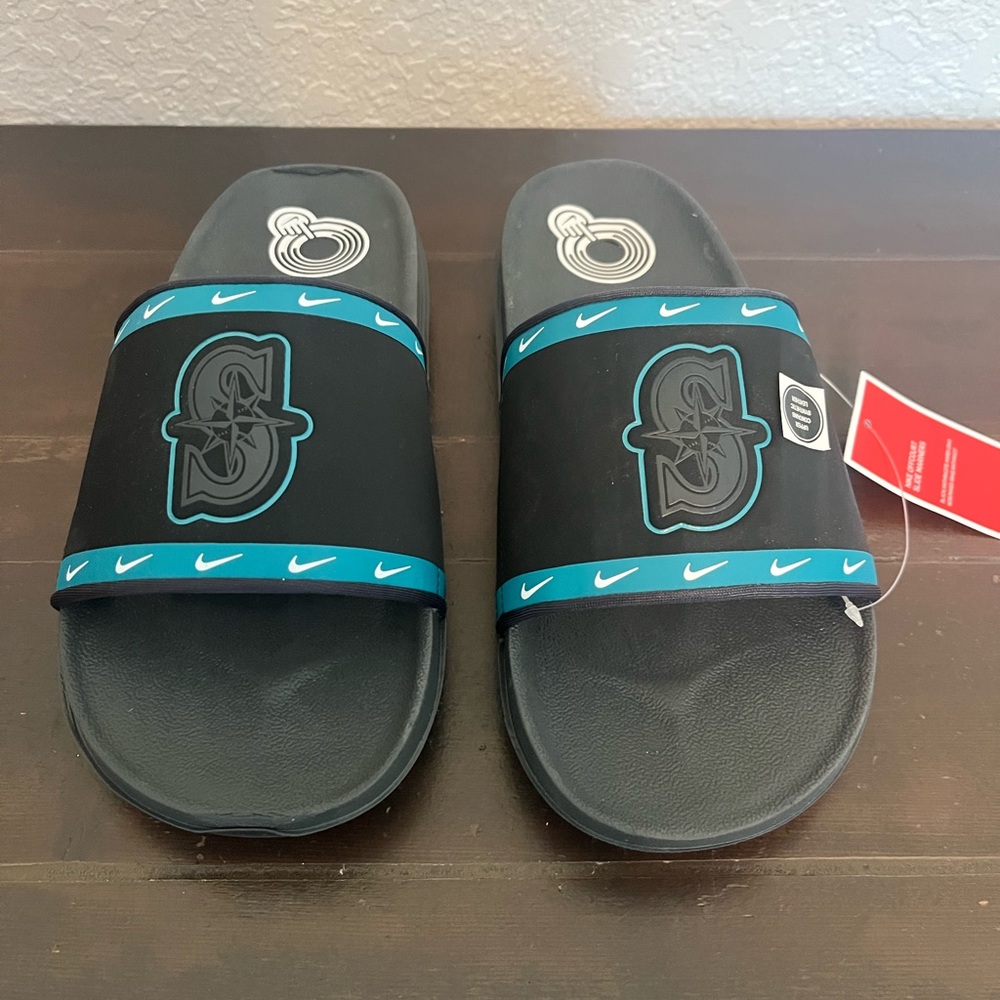 Brand new Nike slide sandals MLB Seattle Mariners never worn Size 7 women’s